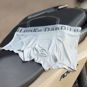 شورت نیمپا لیزری برند یاشن کد 038 | جنس سلولزی ورزشی | استر سوزنی چاپ نصفه