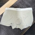 شورت نیم‌پا مانی‌ریچ کد 048 میکروفایبر کشسان