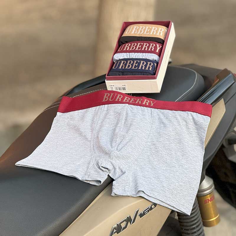 شورت نیم‌پا مردانه مدل Boxer Brief برند Burberry