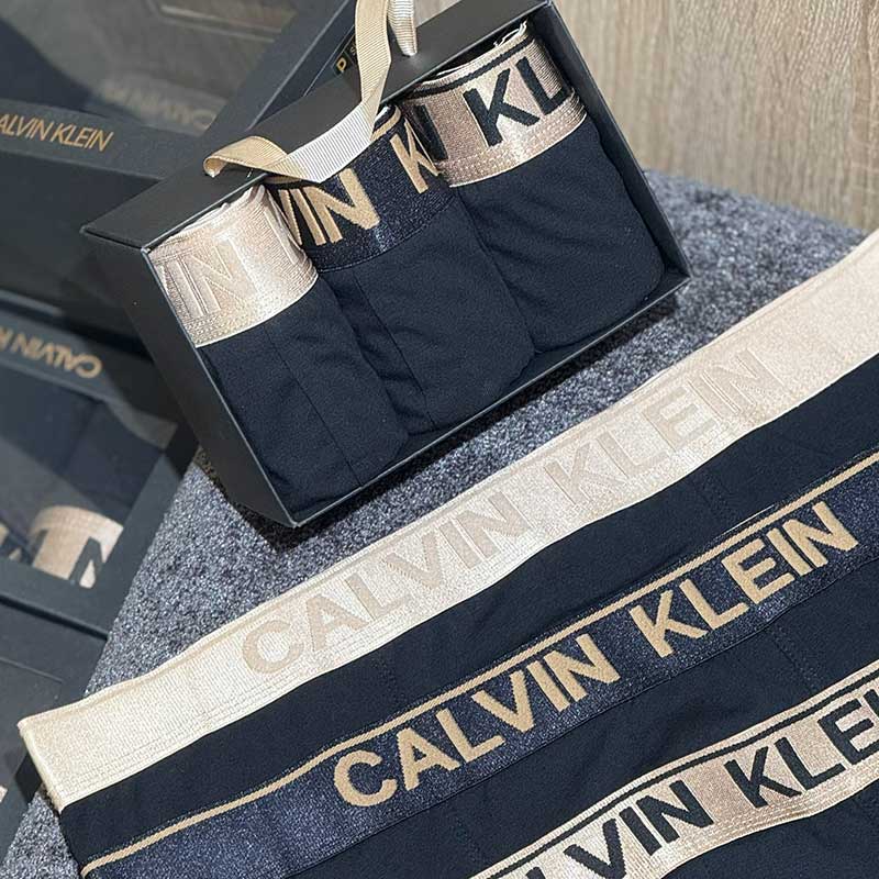 119 شورت نیمپا مردانه Calvin Klein پک ۳ عددی کد ۰۱۰ | پنبهای اسپندکس ترک