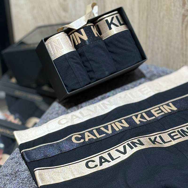 121 شورت نیمپا مردانه Calvin Klein پک ۳ عددی کد ۰۱۰ | پنبهای اسپندکس ترک