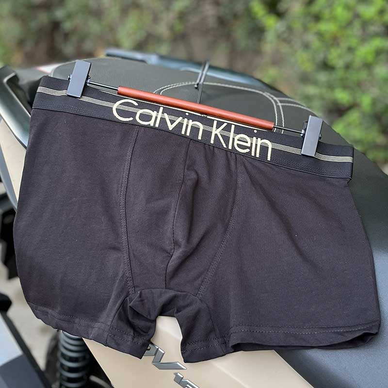 132 شورت نیم پا مردانه کالوین کلاین ۳ عددی ترک – ۳ رنگ، کد 013