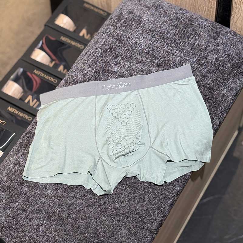147 شورت نیمپا ترانک مردانه ماساژوردار زنبوری لیزری Calvin Klein کد 014 | ۱۰۰٪ مودال