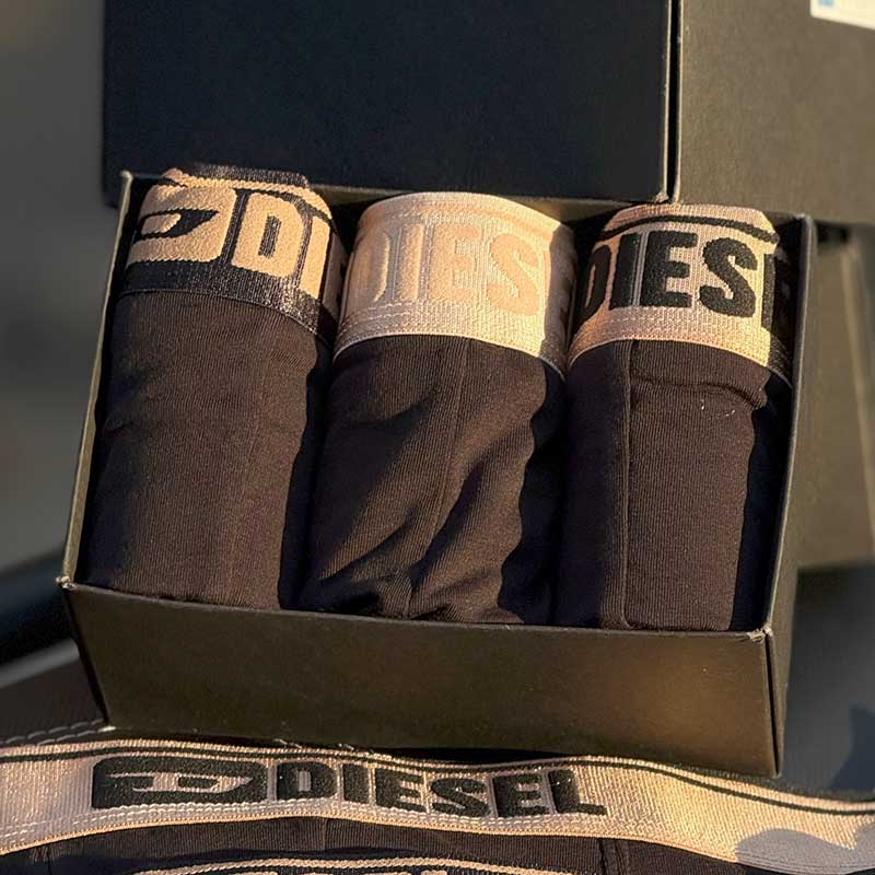 شورت نیم‌پا مردانه دیزل مدل Master – ۱۰۰٪ نخ، ساخت ترکیه (پک ۳ عددی) 0115