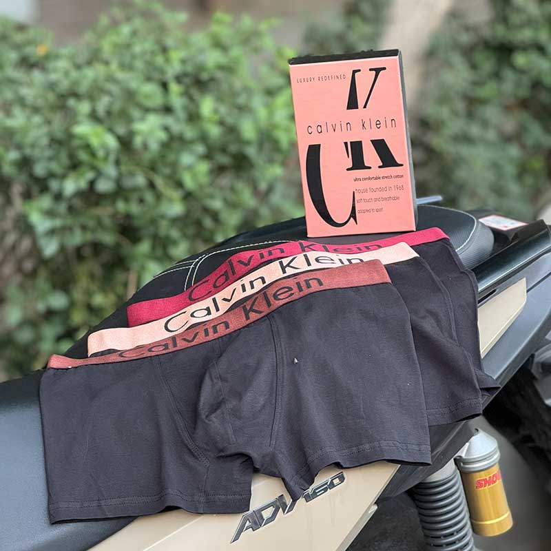 شورت مردانه CK Master نیم پا پک ۳ تایی ترکیه کد ۰۱۶ – ۹۵٪ پنبه و ۵٪ اسپاندکس