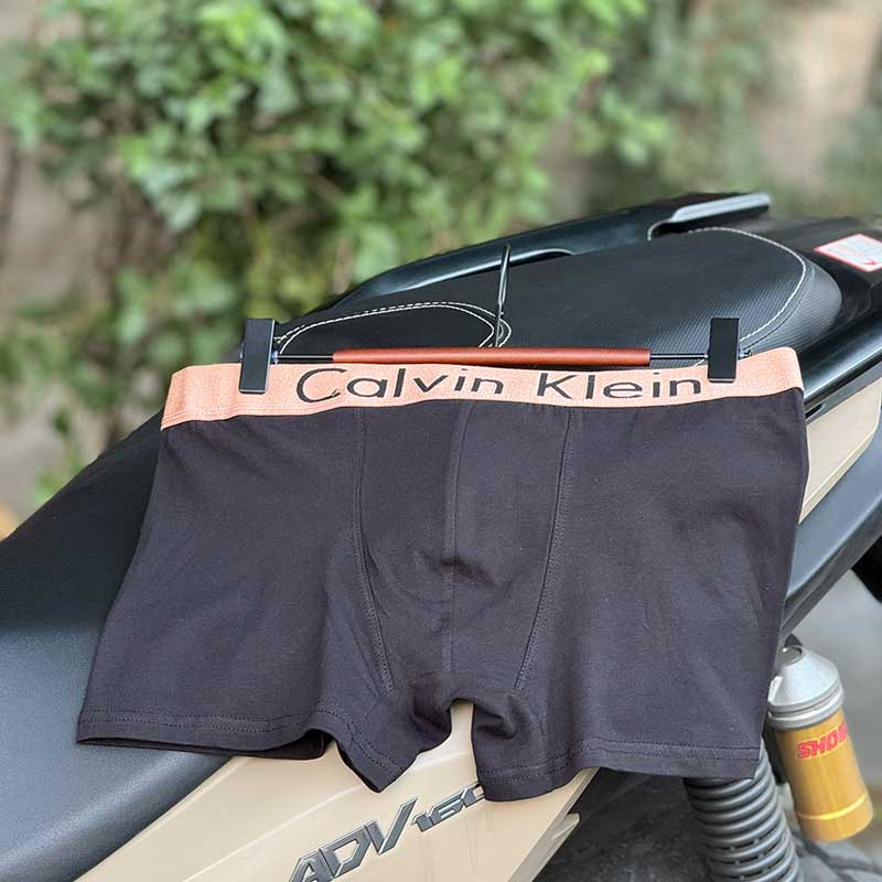 شورت مردانه CK Master نیم پا پک ۳ تایی ترکیه کد ۰۱۶ – ۹۵٪ پنبه و ۵٪ اسپاندکس