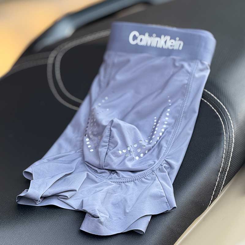 شورت مردانه CK Master پانچی نیم پا – پارچه سلولزی تنفس‌پذیر، کد ۰۱۷ (محصول چین)