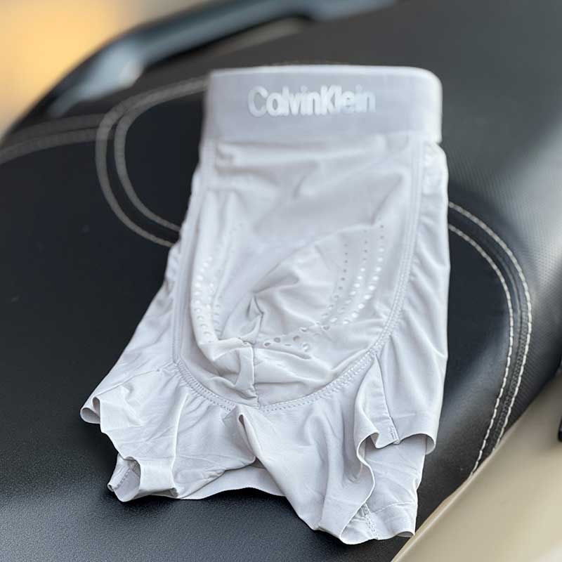 شورت مردانه CK Master پانچی نیم پا – پارچه سلولزی تنفس‌پذیر، کد ۰۱۷ (محصول چین)