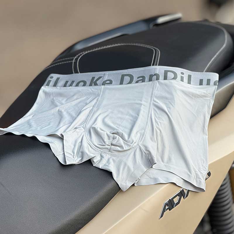 شورت نیم‌پا لیزری برند یاشن کد 038 | جنس سلولزی ورزشی | استر سوزنی چاپ نصفه