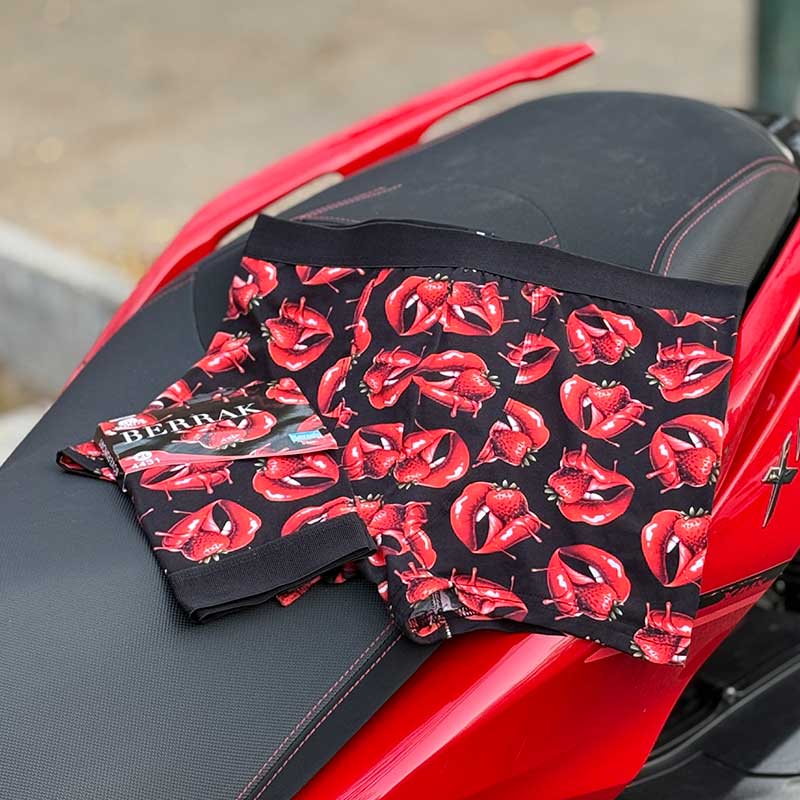 شورت پادار مردانه Berrak مدل لب توت‌فرنگی کد 3005 | نخ پنبه ۹۵٪، فاق بلند و راحت