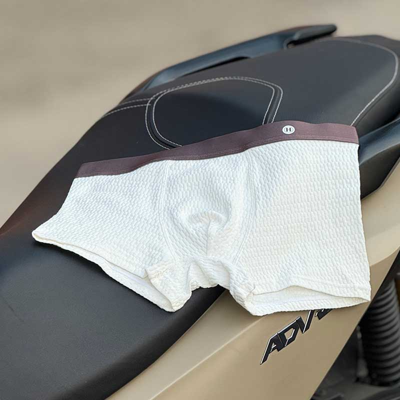 شورت نیم‌پا مردانه یاشن مدل H کد 364M | پارچه پفکی سلولزی با کشسانی بالا