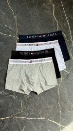 شورت نیم پا مردانه تامی هیلفیگر TOMMY HILFIGER|مدل مستر|کد ۱۲۷